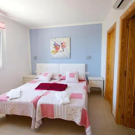 Villa Torre Soli Nou Sleeps 6 Pool Wifi *